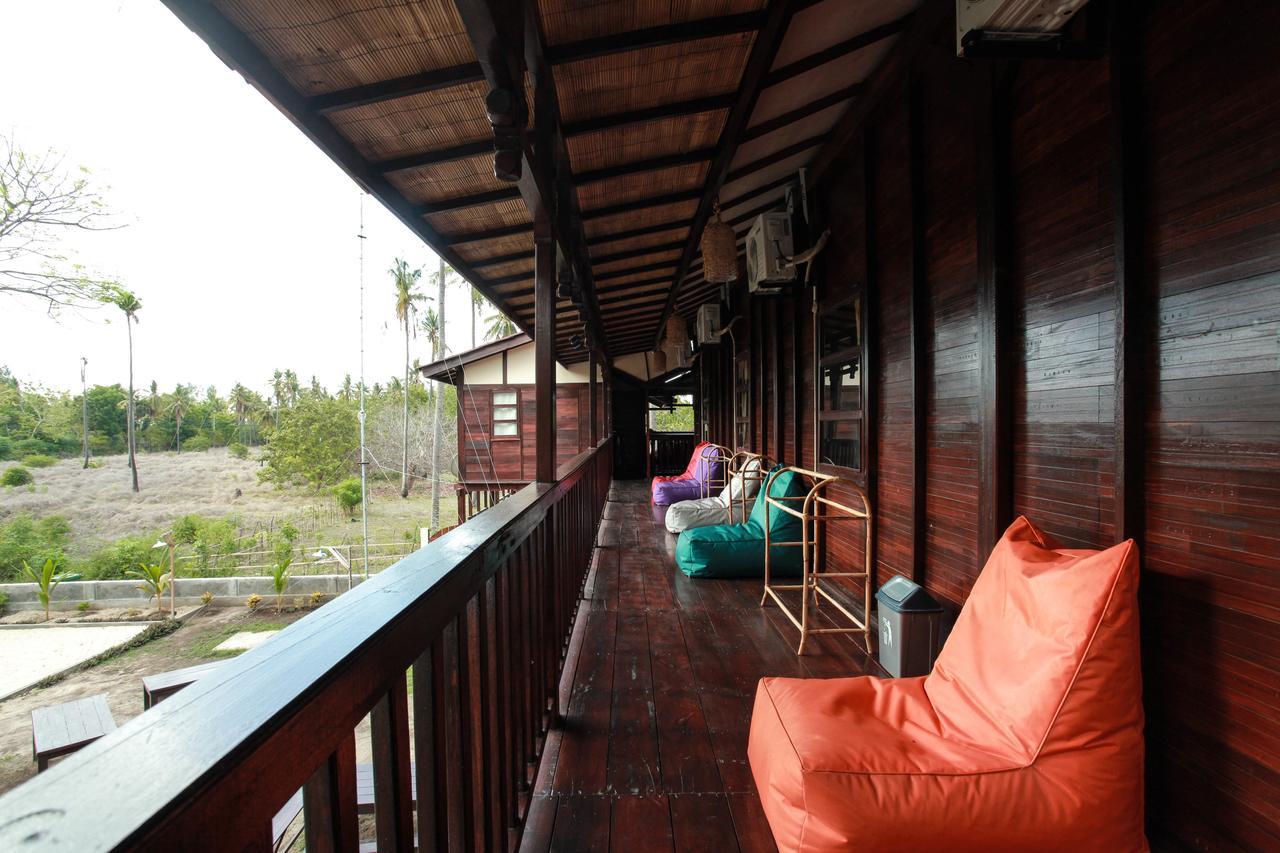 Gili Buana Hostel Gili Air Exterior photo